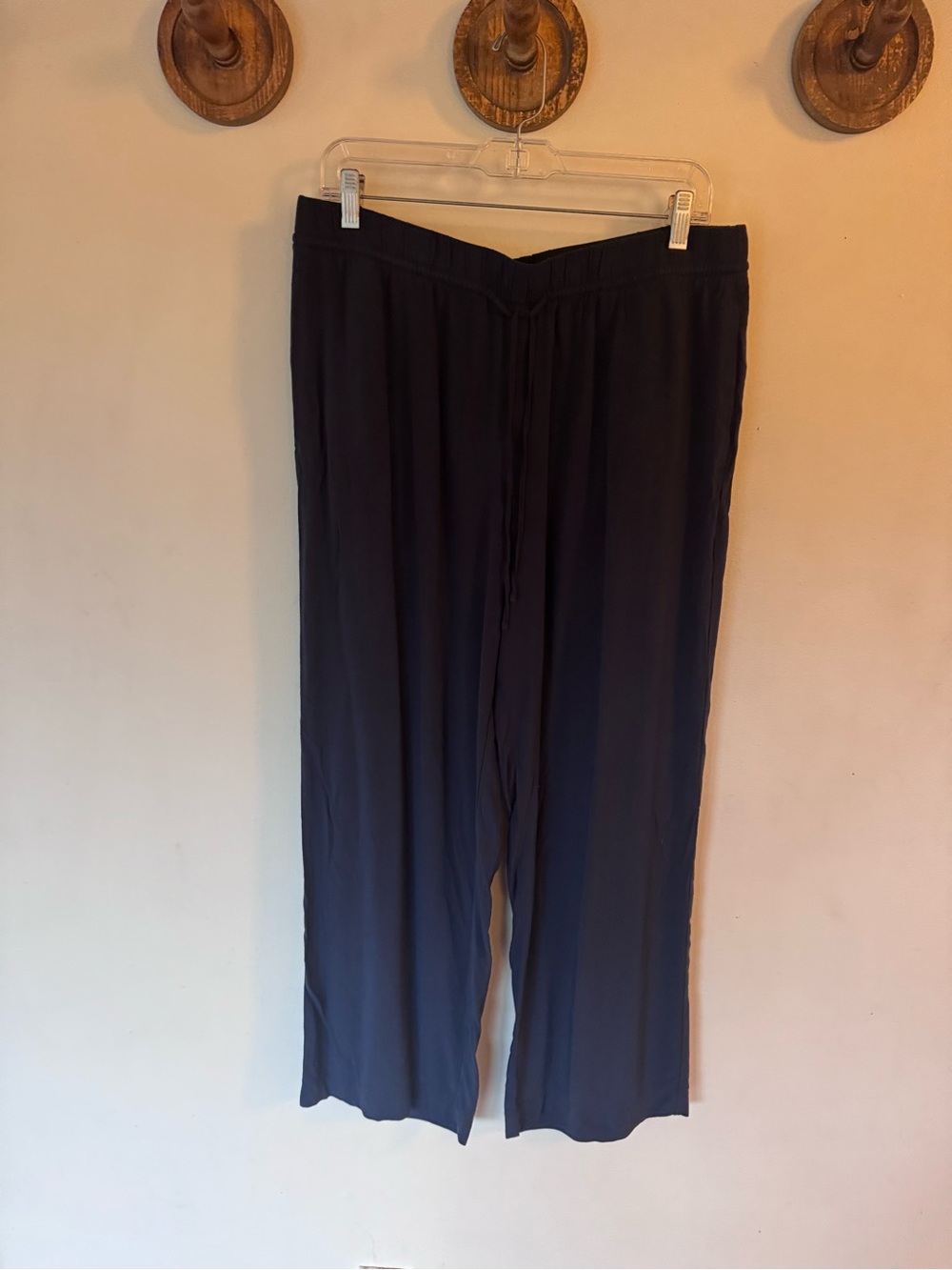 H&M Wide Leg pull on drawstring lightweight Pants in Navy size large